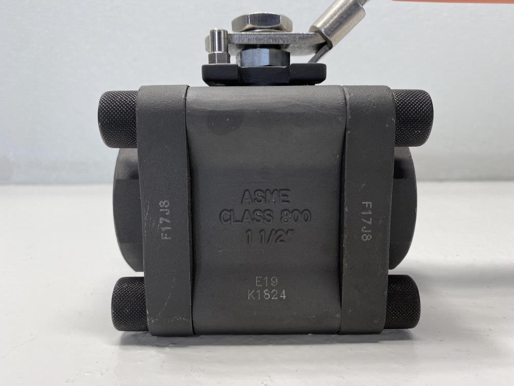 Quadrant 1-1/2" NPT WCB NACE Ball Valve, 2000 WOG